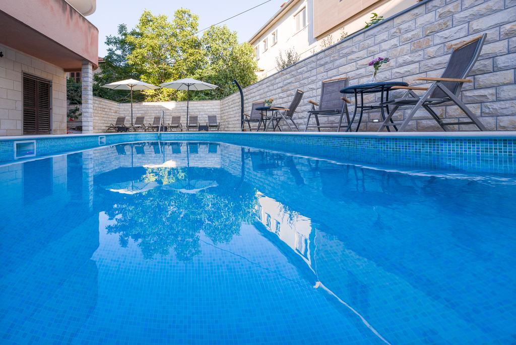 Apartments Zuvela Split Exterior photo